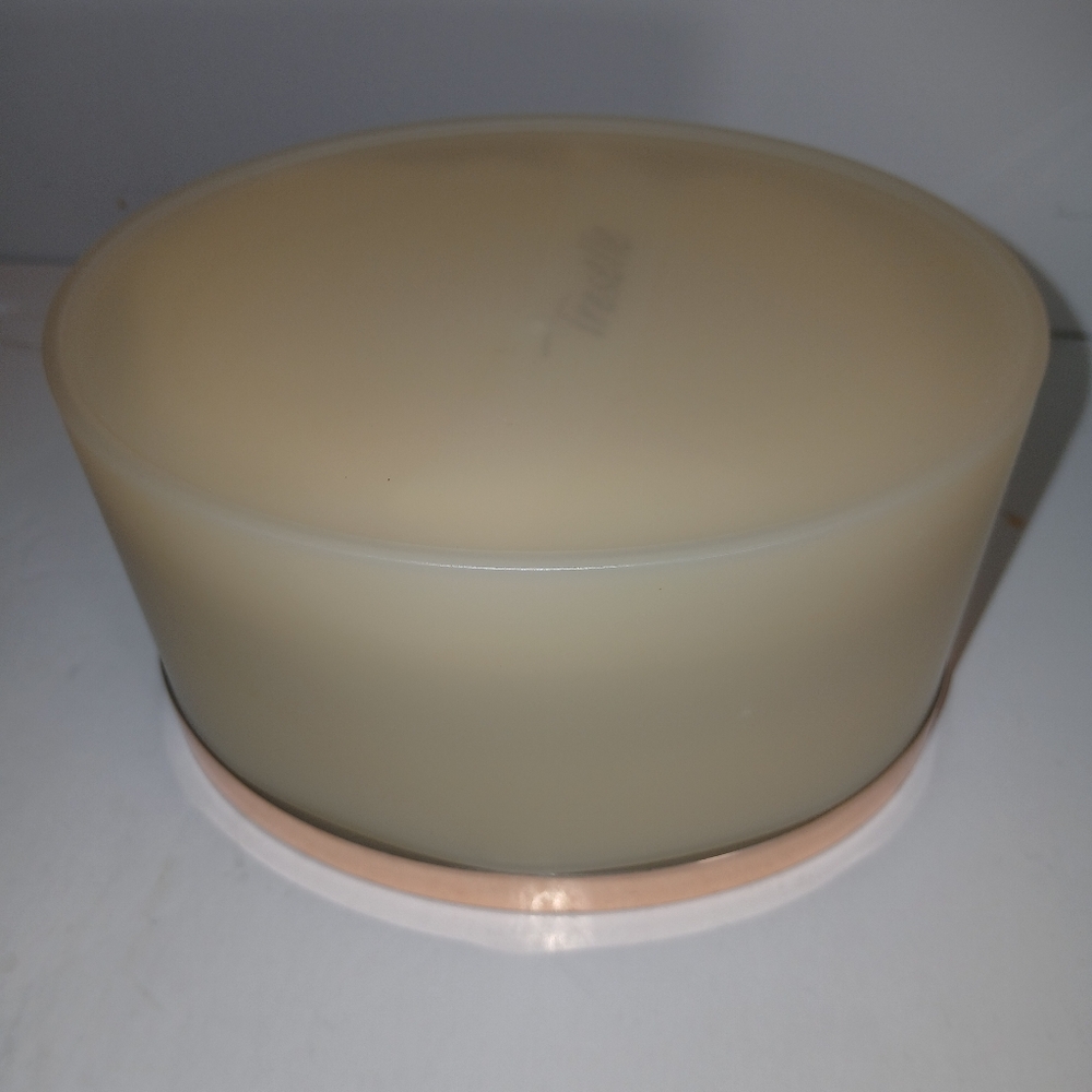 Treselle Scented Powder - Picture 2 of 4